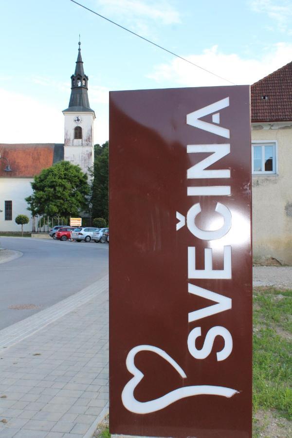 Sleeping In Village Svecina Bagian luar foto